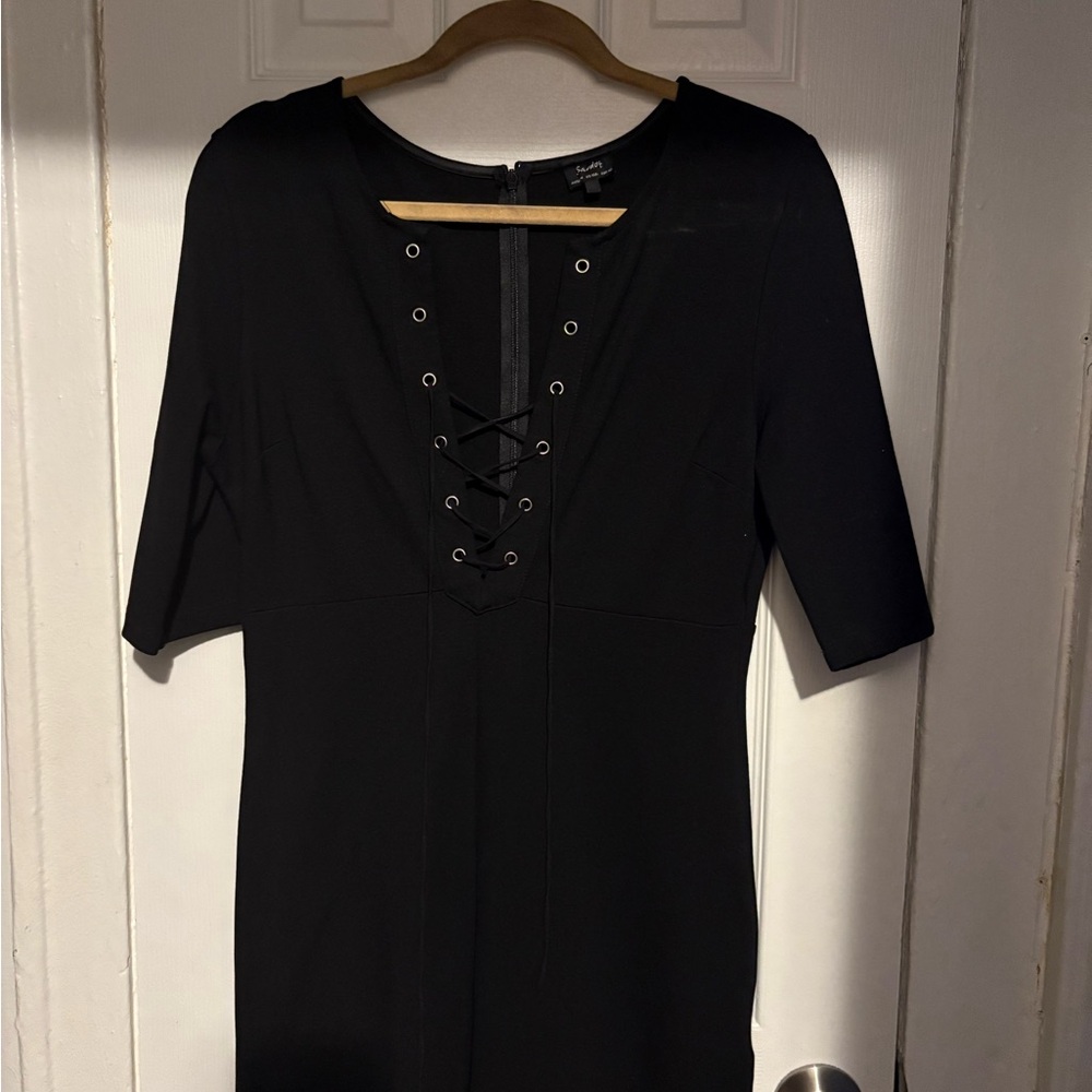 Bardot Black V-Neck Sheath Mini Dress